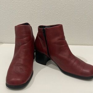 Gorgeous Andrea Viccaro Leather Ankle Boots |Size 7M